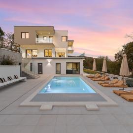 Casa Calme luxury villa surounded with nature Opatija including EVcharging station