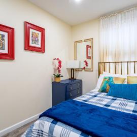 Luxe Retreat 2 Bedroom Hideaway Minutes from NYC, hotel in New Rochelle