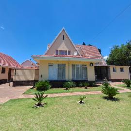 The Parks Guest House, Hotel in Roodepoort
