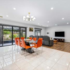 The Canadian Escape Ballarat - Up to 10 guests