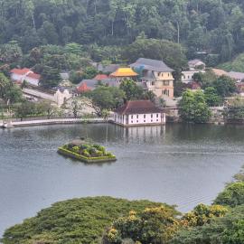 Lazy Bear Best Hostel in Kandy، فندق في كاندي