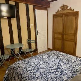 Chez Isa et Geo, hotelli kohteessa Laguian-Mazoux