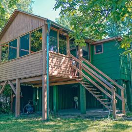 KisKas - eco riparian foresthouse, hotel v mestu Baja