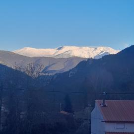 Helmos Mountain View、Kérteziのホテル