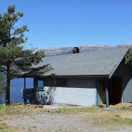 Cabin "Plum" in beautiful Hardanger, ξενοδοχείο σε Utne
