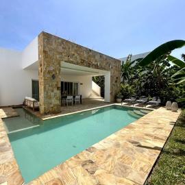 Villa in Kiwengwa con piscina