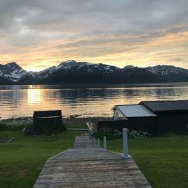 Moderne villa ved havet 3 soverom og 2 bad, hotel u gradu Tromse