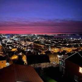 Villa med utsikt, centralt, nära Elmia, hotel a Huskvarna