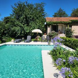 Apart exclusivo piscina BIA Encanto serrano Stay&Flow