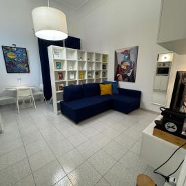 suite cubè al centro storico vicino la scuola Vespucci con parcheggio su richiesta