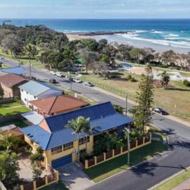 The Beach House, Hotel in Sandy Beach