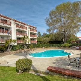 La Costa Condo Pool BBQ Gated Parking، فندق في كارلسباد