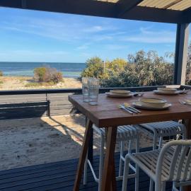 Waters Edge, hotel in Marion Bay
