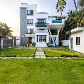 The Serene Shores - Luxury Private Villa