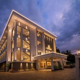 Hotel Grand Aria, hotel u gradu 'Ettumānūr'