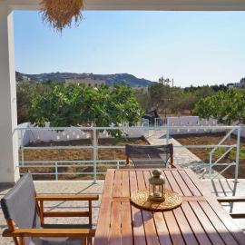 Michael's Home Cycladic Cottage House, hotel din Kinion