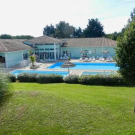 Maison 4 personnes avec piscine, hotel v mestu Dolus-d'Oléron