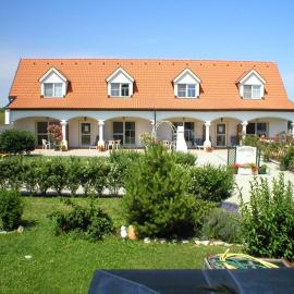 Appartementhaus Martina, Hotel in Mörbisch am See