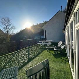 Delightful House in the Heart of the Matlocks!