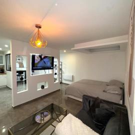 Cozy apartment, ξενοδοχείο σε Riom