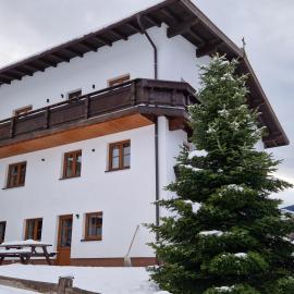 Nicky apartments and studios, Hotel in Niederau