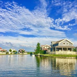 Bungalow in Holland by Water with Sauna