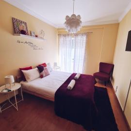 DOWNTOWN-GuestHouse, hotel in Olhão