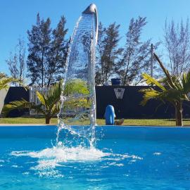 Casa de Praia com Piscina, hotel in São Francisco de Itabapoana