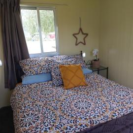 Waitomo Farmstay - Cabin 3 or 4: Waitomo Caves şehrinde bir otel