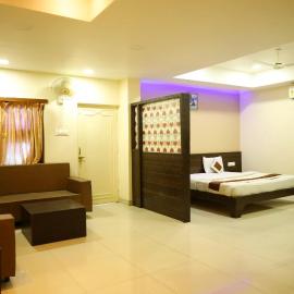 Hotel Sparkling Pearl, hotel in Aurangabad