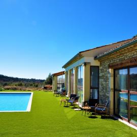 Domaine de l'héritage standard، فندق في غراينا