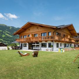 M&M Appartements Brixental, hotel a Westendorf