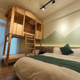 山之間民宿 自助入住 停車場 包棟附電動麻將 Ktv – hotel w mieście Yuli
