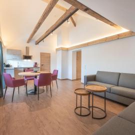 Pension BergMoment Ferienwohnungen oder Zimmer mit Frühstück, hotel a Lenggries