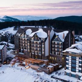 Viceroy Kopaonik Resort & Spa、コパオニクのホテル