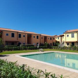 Max house a un passo dal mare