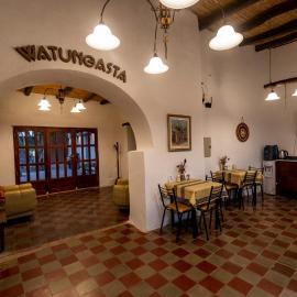 Hotel Boutique Watungasta, hotel u gradu El Puesto