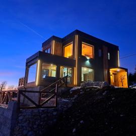 Villa Encian โรงแรมในทราฟนิค
