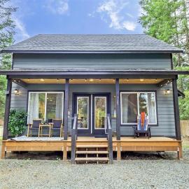S`more Shack | Hot Tub, Wifi, AC, EV LVL2、パックウッドのホテル