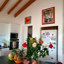 Chambre créole et sa salle de bain chez Michelle, ξενοδοχείο σε La Désirade