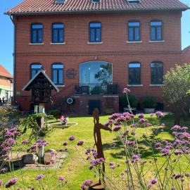 Pension Grunwald, hotel en Sehnde