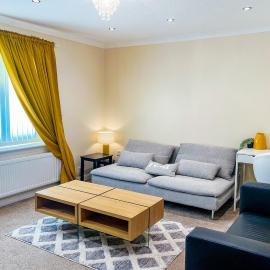 Cambridge Apartment at St Neot