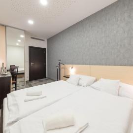 BNC Hotel - Restaurant - Bowling, hotell i Bratislava