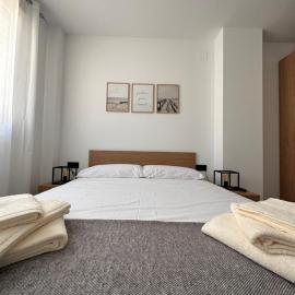 Apartamentos Alegre 22, Hotel in Fraga
