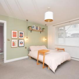 Fully furnished apartment in Exeter, hotel v destinácii Ide