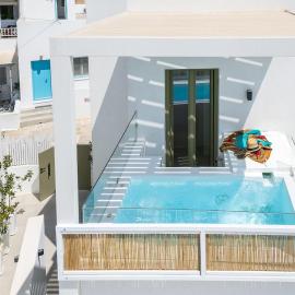 Joelia Suite B Naousa Paros with private jacuzzi