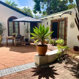 Beach Bliss - Private Suite, Tropical Tranquility, 3 mins walk to beach