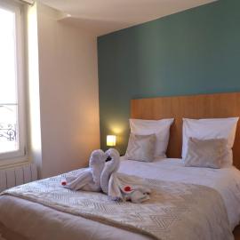 Bord du Canal D - 10 Mins from Train Station - Paris & Disneyland, hotel v destinaci Chelles