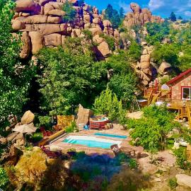 Heaven on Earth Retreat in the Gorgeous Granite Dells Near Prescott, AZ, hotel u gradu Preskot