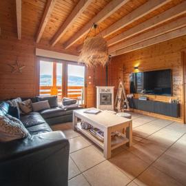 Chalet Lipa - Confort et Sauna au cœur des Vosges, hotel in La Bresse